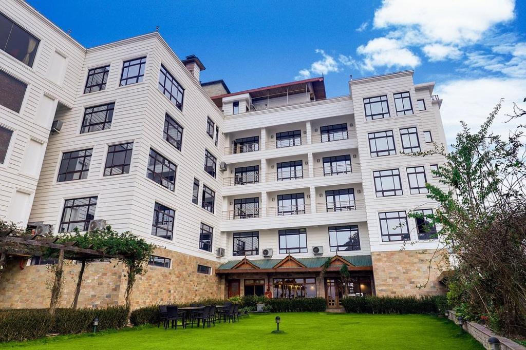Sobralia Casino Resort & Spa Namchi Buitenkant foto