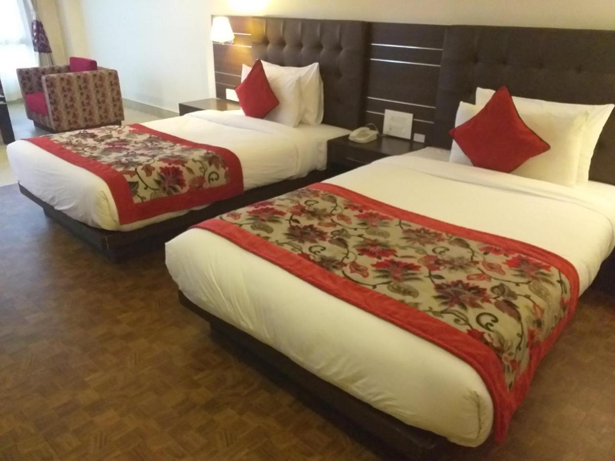 Sobralia Casino Resort & Spa Namchi Buitenkant foto